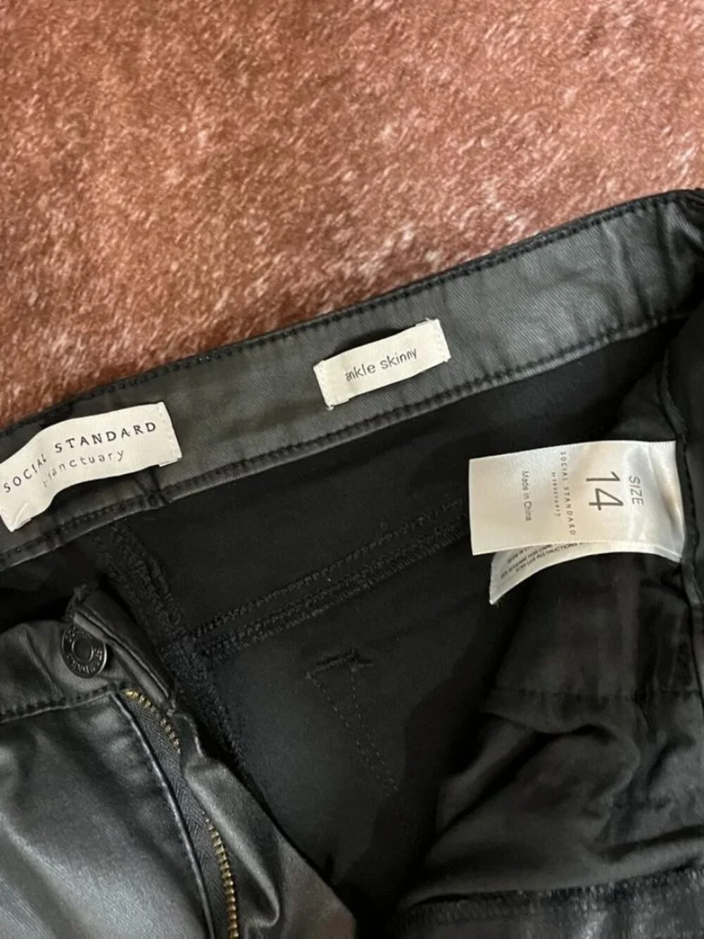 Social Standard Coated Faux Leather Ankle Skinny Pants Black 14